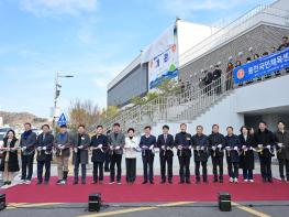 여수시, 지역 거점 공공 체육시설 ‘웅천국민체육센터’ 개관 기사 이미지